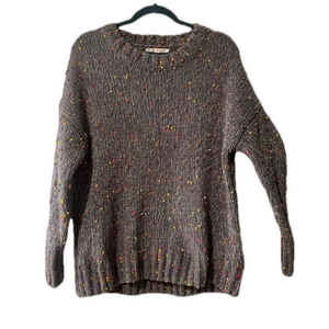 Seven7 sweater gray with white woven in and multicolor decor U 20
